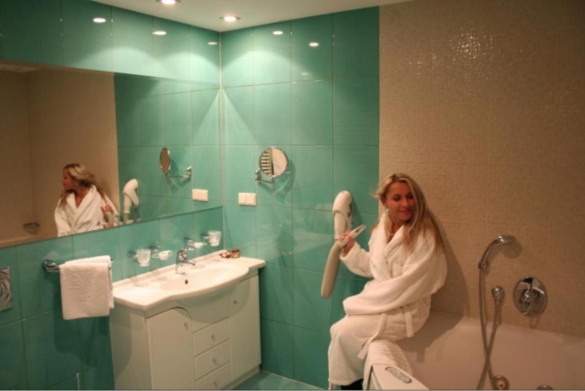 Hotel Kongresowy Келце Екстериор снимка