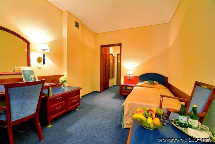 Hotel Kongresowy Келце Стая снимка