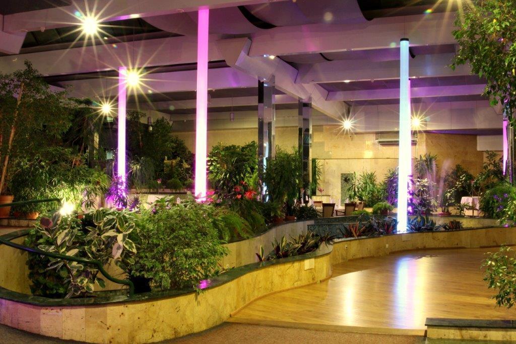 Hotel Kongresowy Келце Екстериор снимка