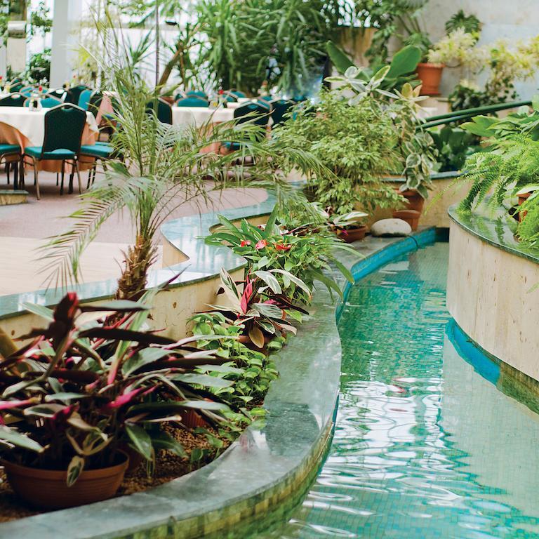 Hotel Kongresowy Келце Екстериор снимка