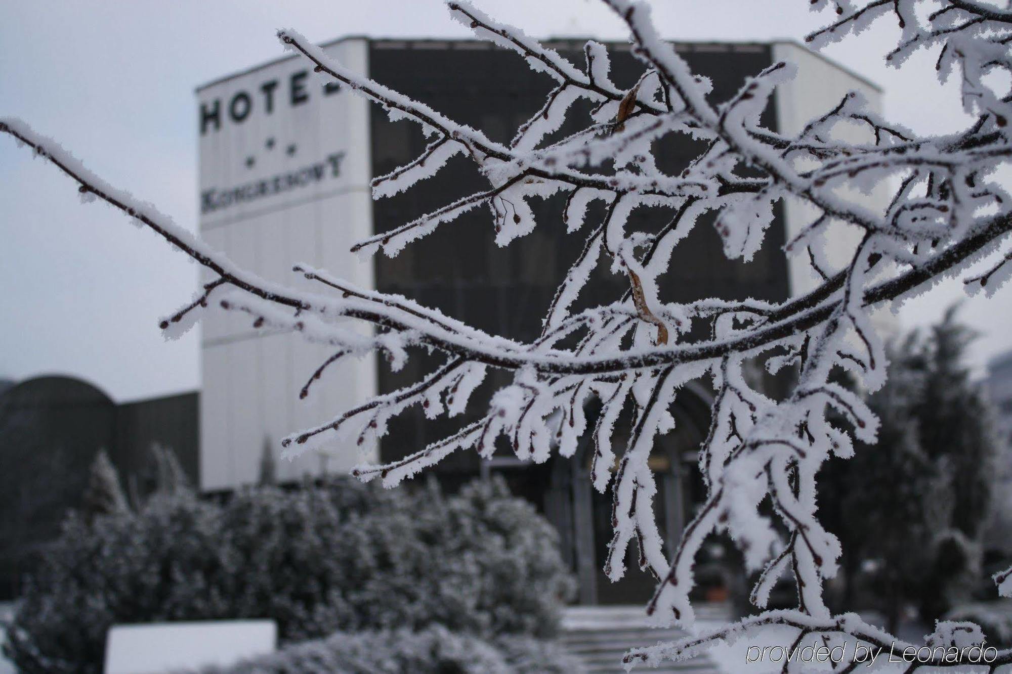 Hotel Kongresowy Келце Екстериор снимка